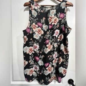 Torrid Summer Work Blouse Size 1 12 14 16 Floral Pattern
